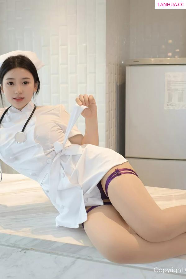   [XiuRen]高清写真图 2025.06.26 No.10465 林嘉馨 护士制服第31张图片